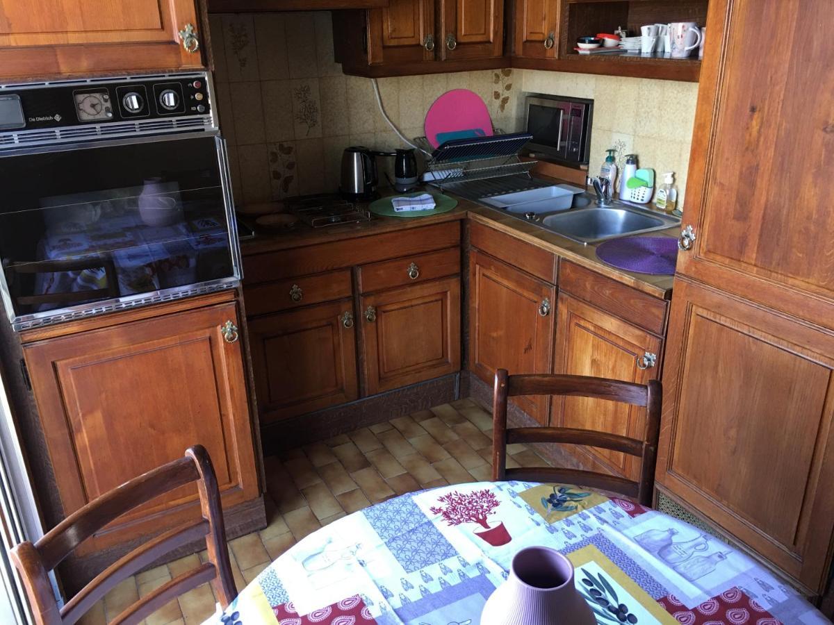 Superbe Appartement 3 pièces vue mer dans une résidence arborée 5 min de la mer Niza Exterior foto